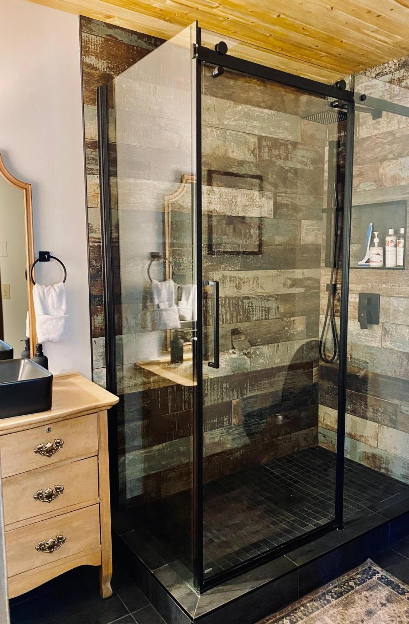Estello Suites & Spa Lac-Mégantic Zewnętrze zdjęcie